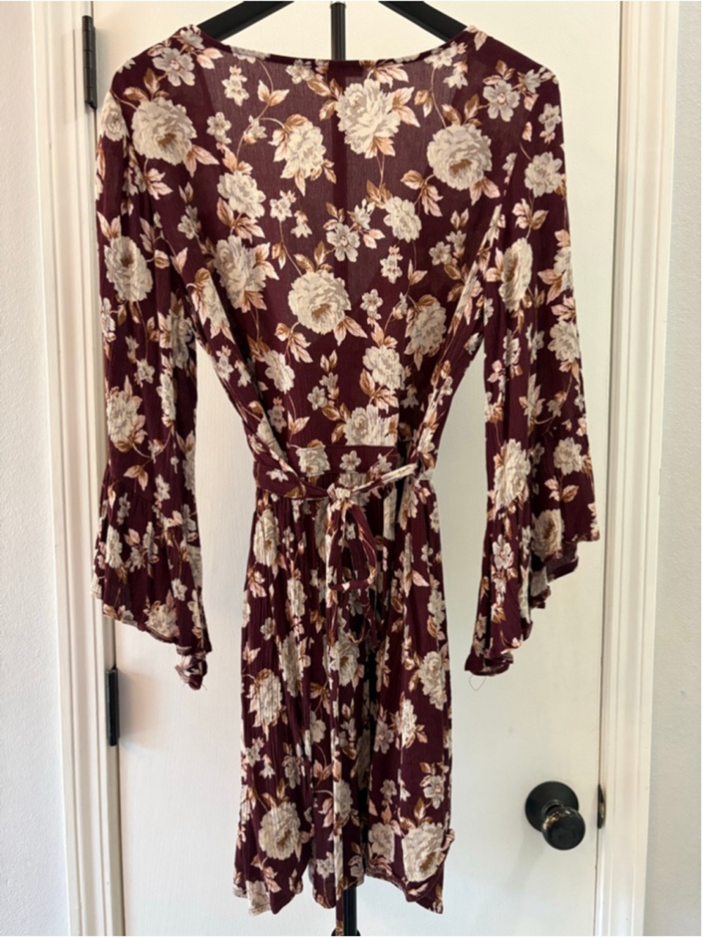 American Eagle Outfitters Long Sleeve Wrap Dress L Burgundy Beige Floral - Picture 7 of 9